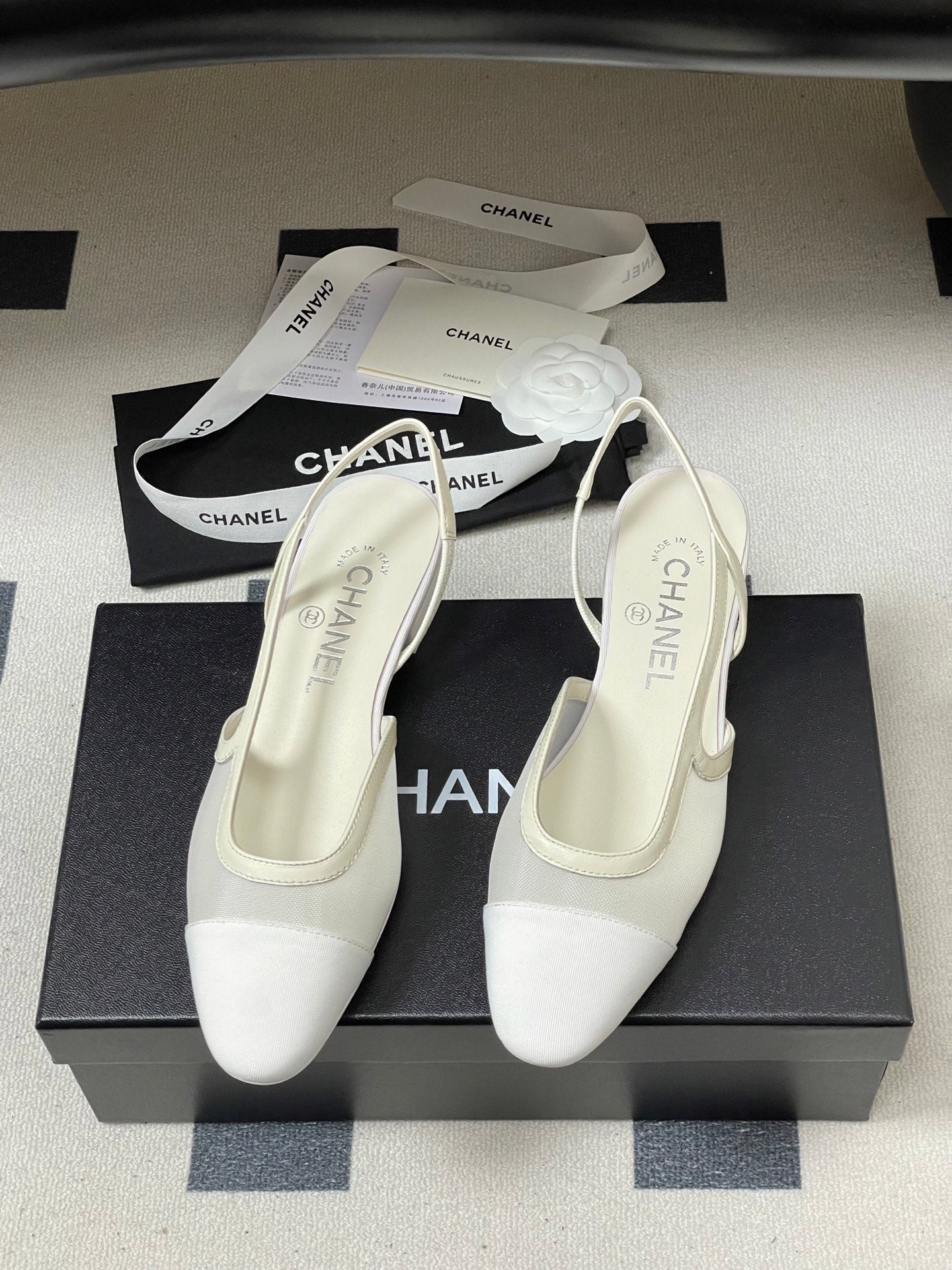 CC 26s Slingback White Mesh Fabric Sheepskin 649449