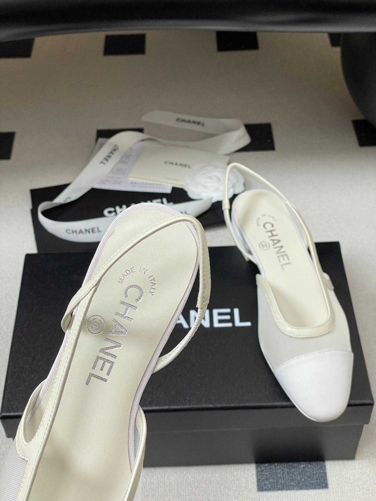 CC 26s Slingback White Mesh Fabric Sheepskin 649449