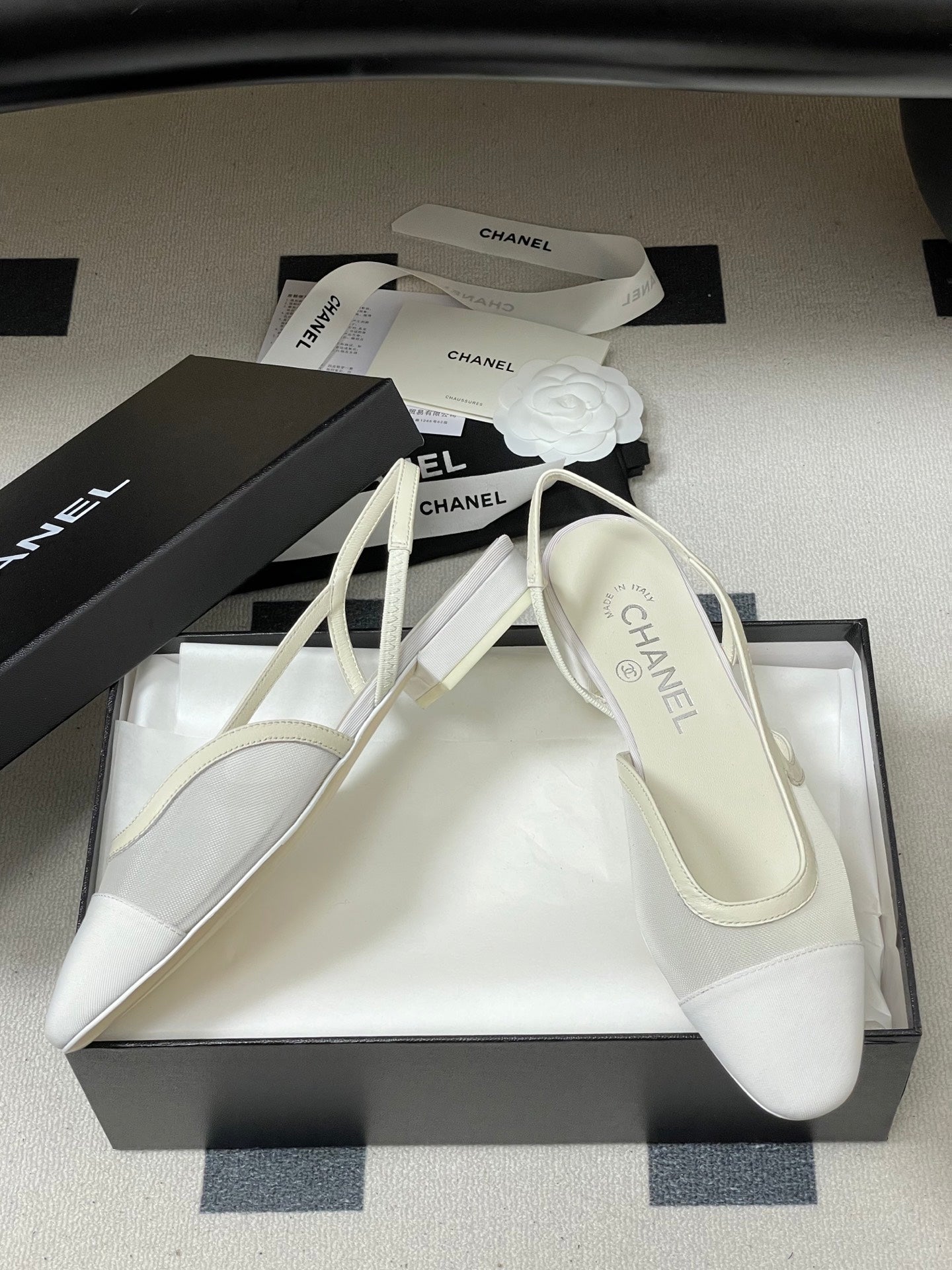 CC 26s Slingback White Mesh Fabric Sheepskin 649449