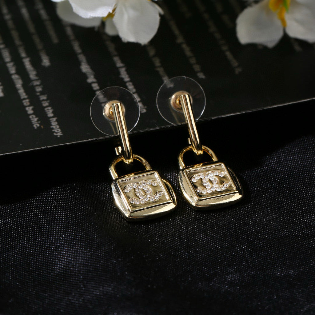 CC Lock Shaped Gold Diamond Earring