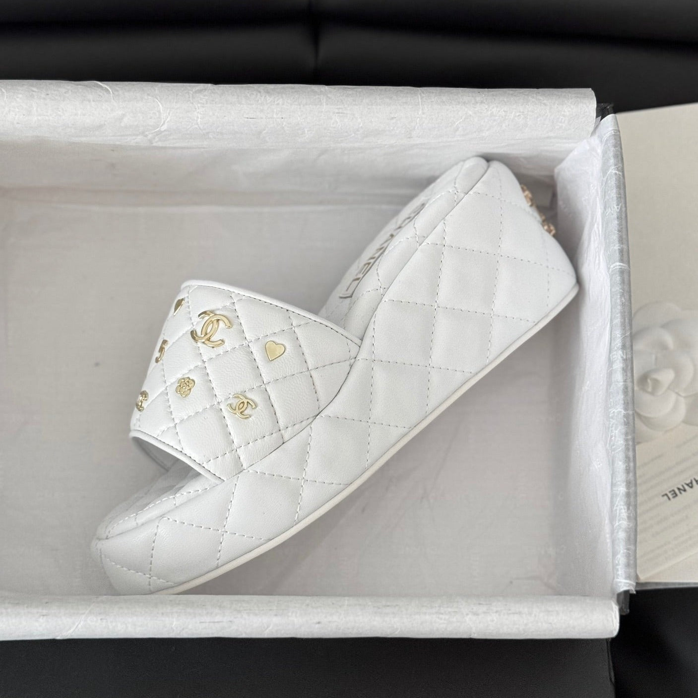 Thick Sole Slope Heel Weddge Lambskin White
