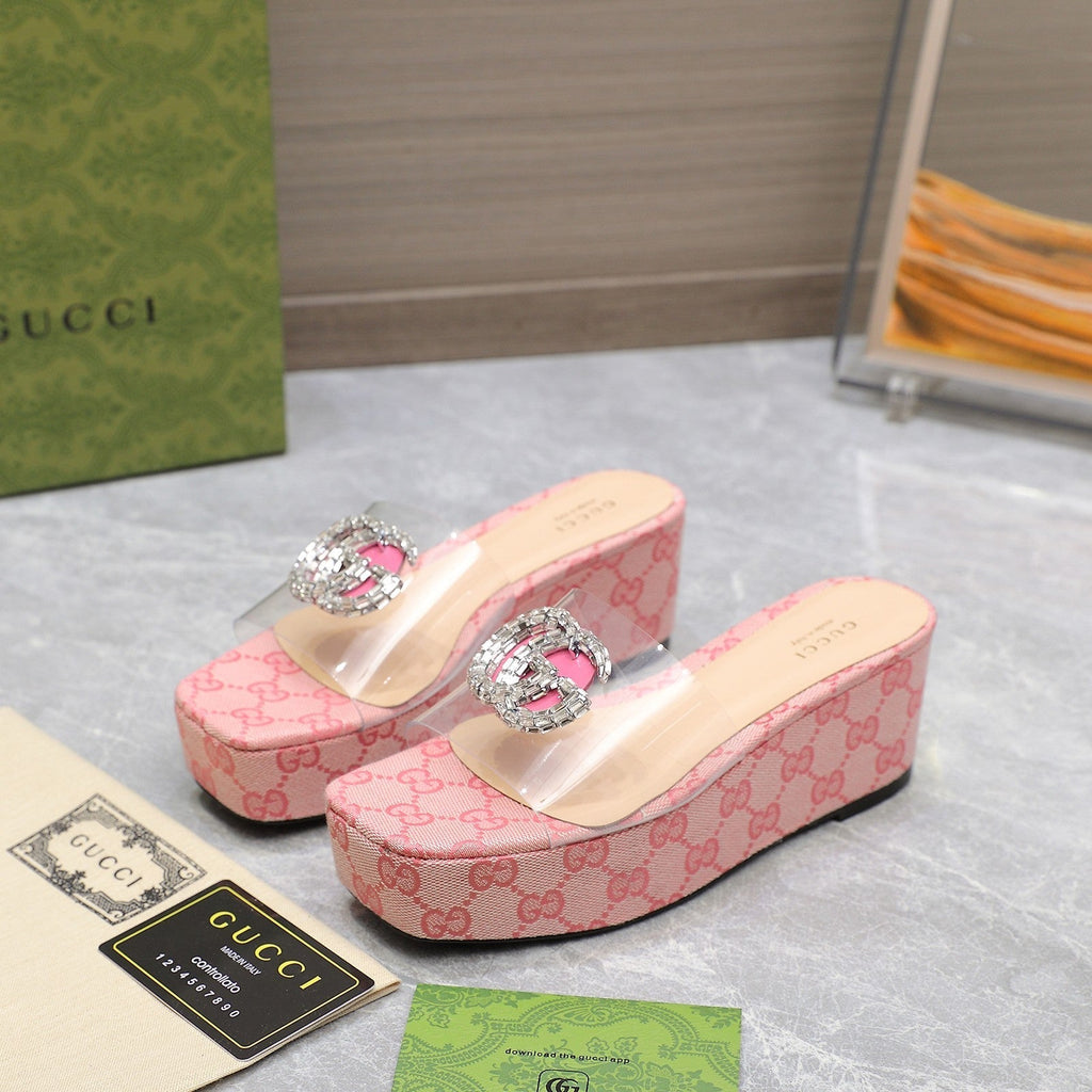 HIGH WEDGE PLATFORM IN LIGHT PINK CANVAS WITH DOUBLE CRYSTAL G BUCKLE