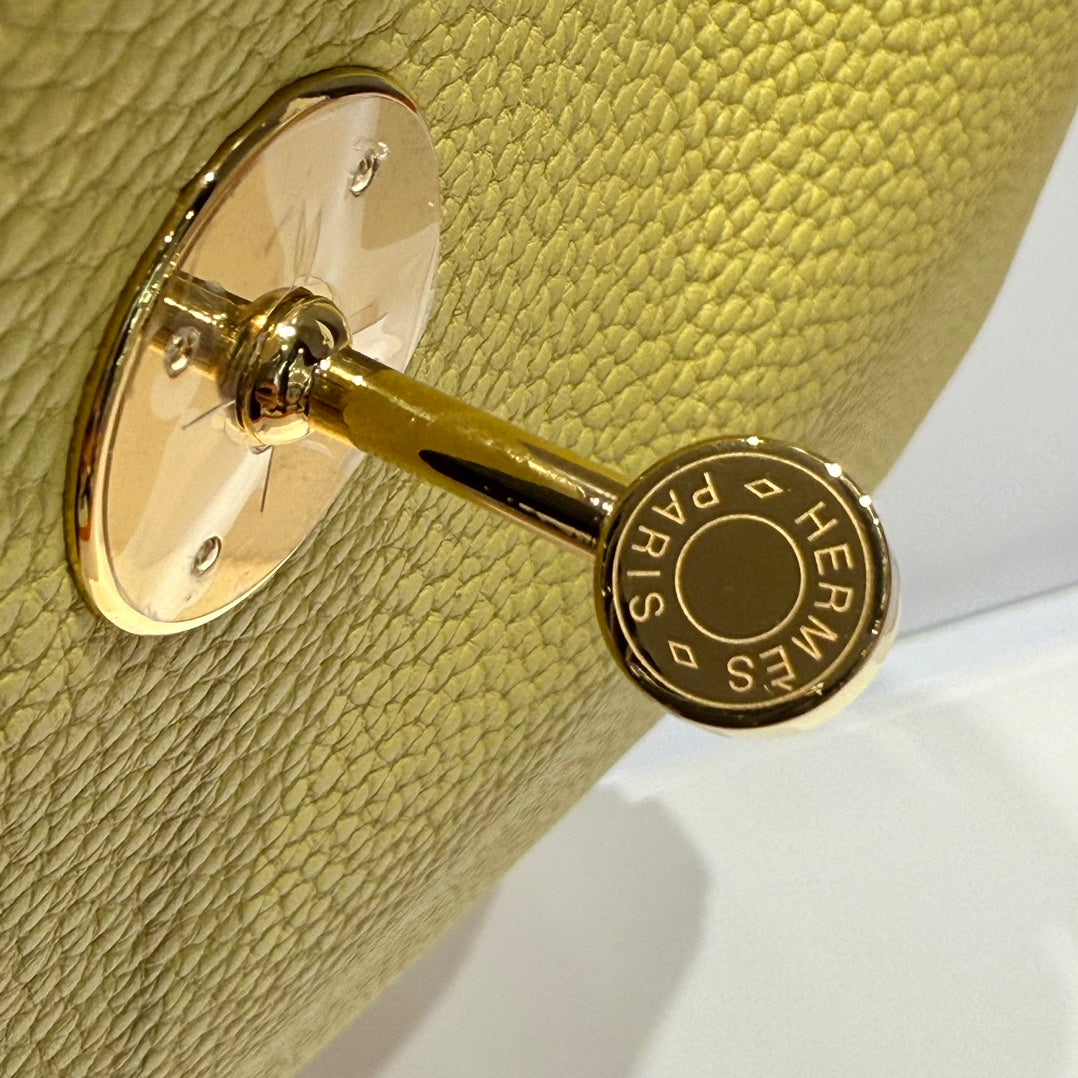 HM Lindy 30 Yellow Calf Leather 237636