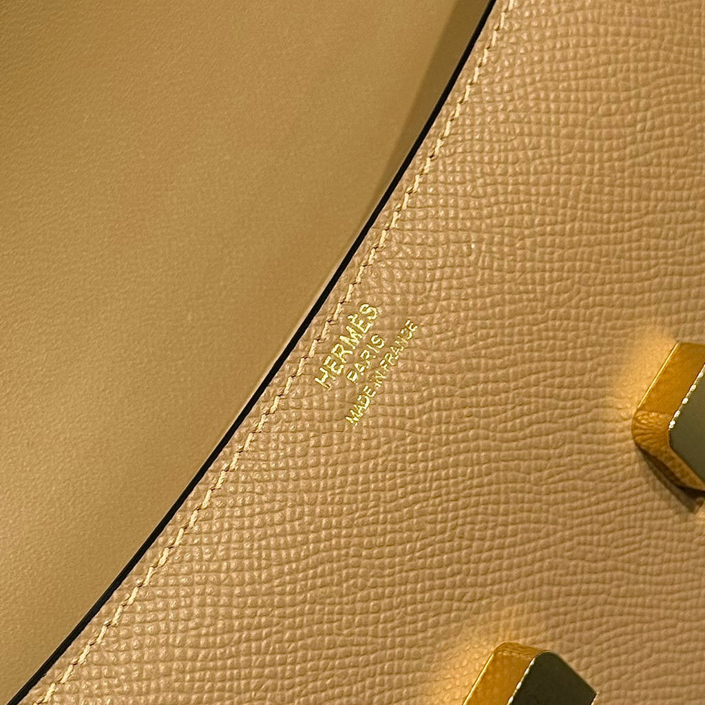 HM Constance Elan 24 Liquid Caramel Epsom Gold Hardware 237336