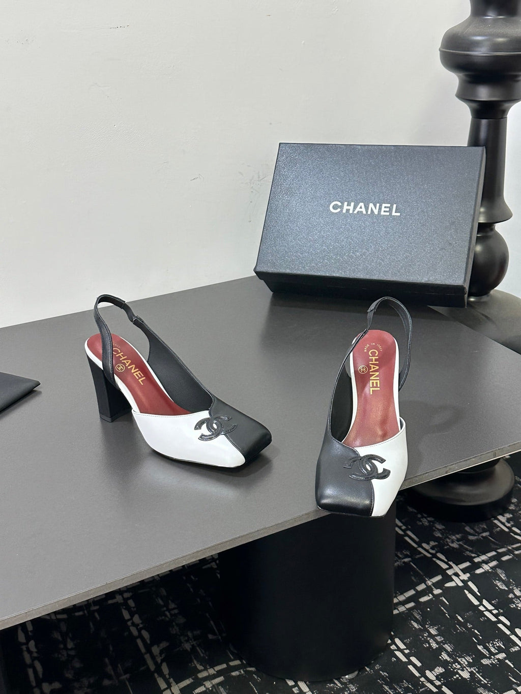 CC 2026 Slingback 75 Black White Cowhide 668139