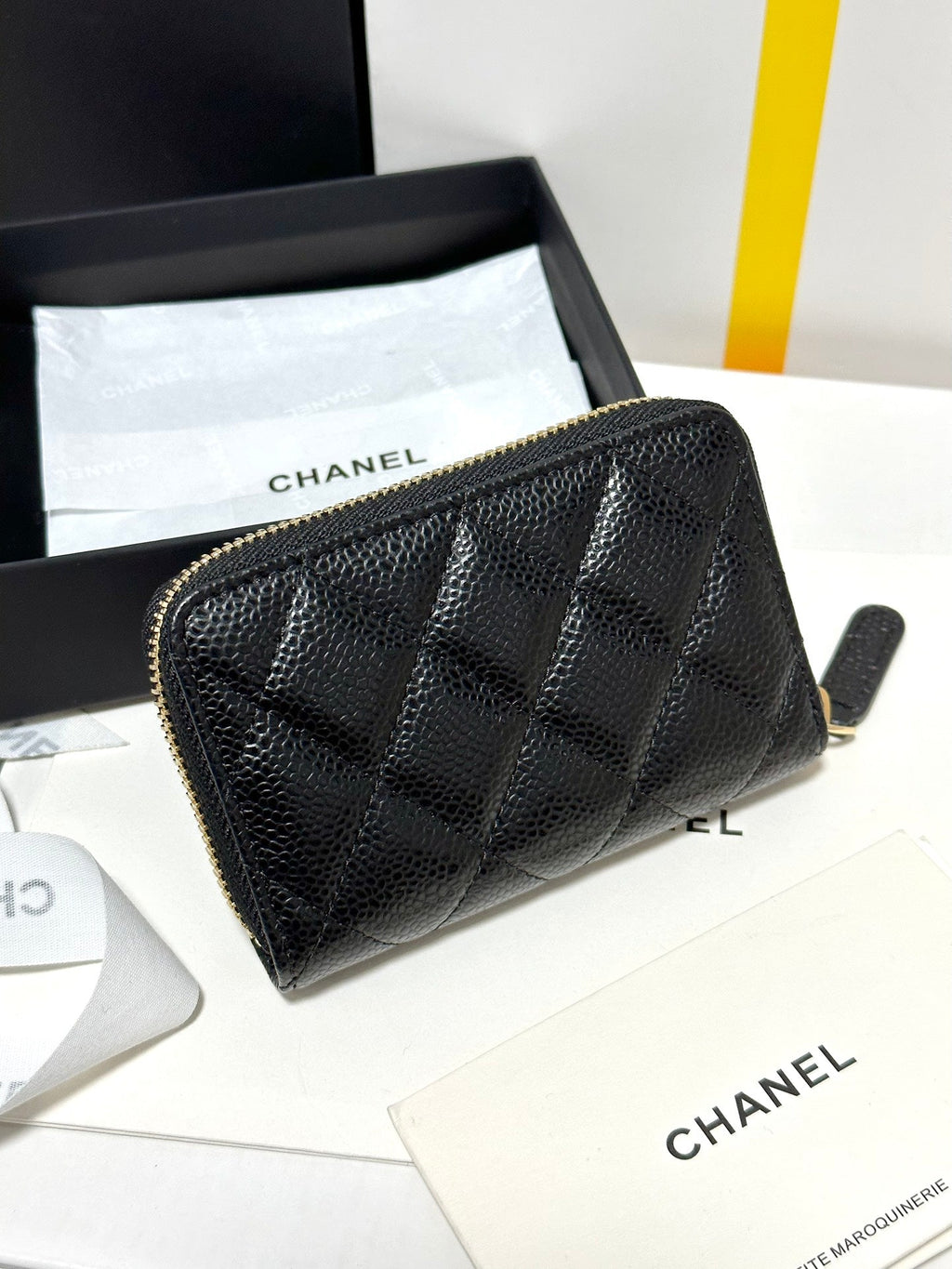 CC Classic Zipped Coin Purse Black  Quilted Caviar Gold Buckle 243691