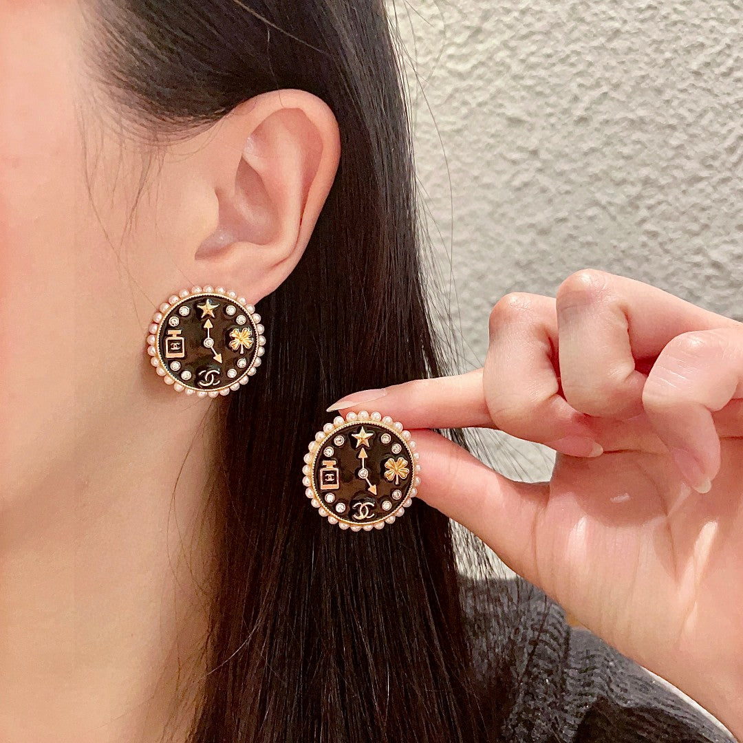 CC Vintage Double C Clock Black Gold Earrings