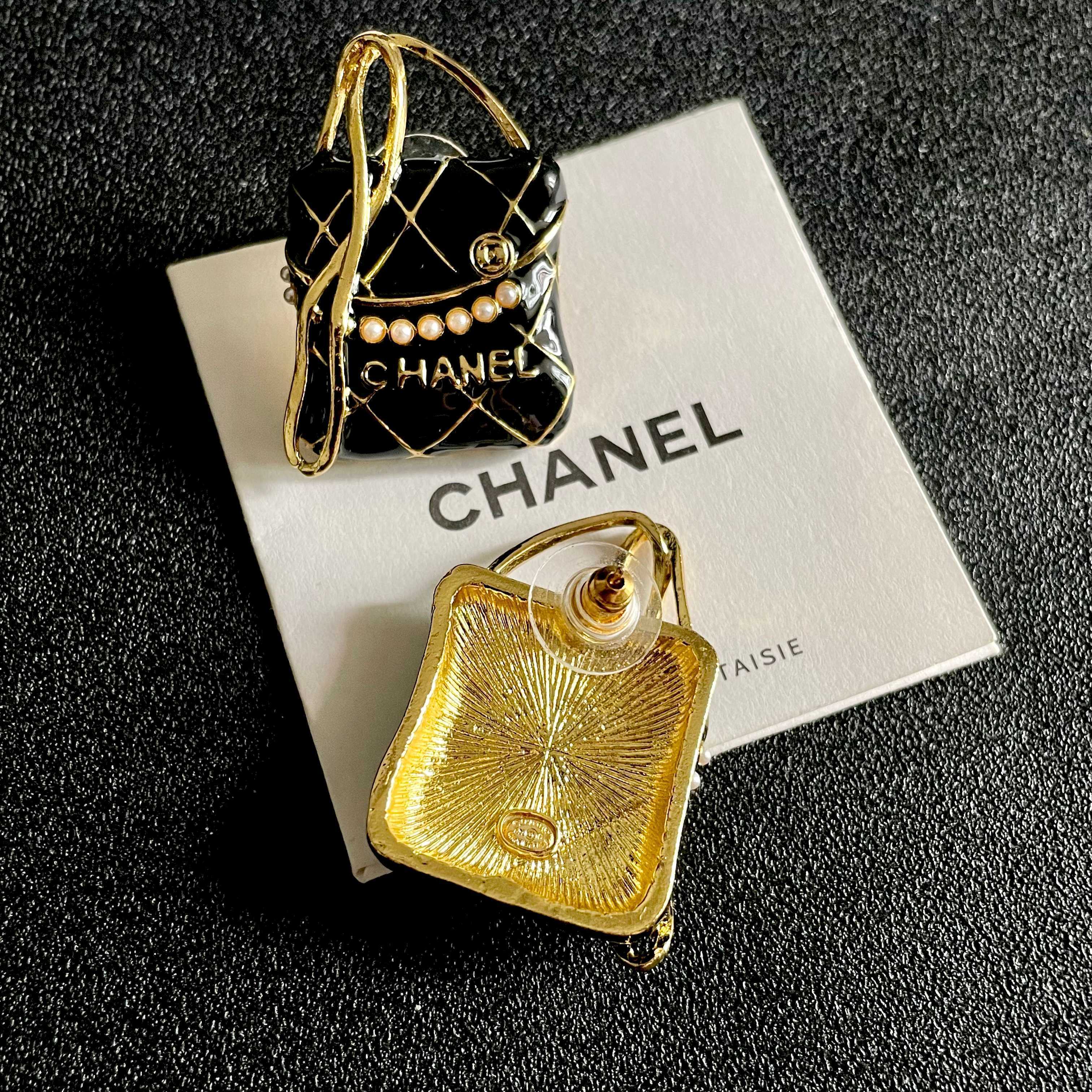 CC Vintage Double C Bag Black Gold Earrings