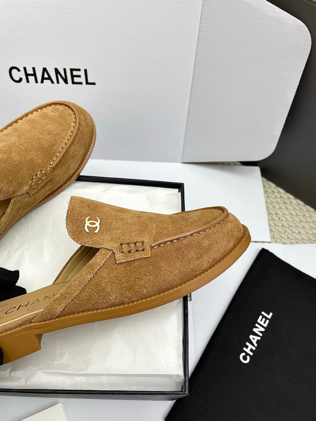 CC 26s Double C Mule Caramel Brown Suede 645303