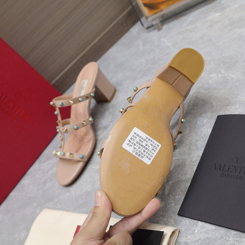 VT 25 Rockstud Heeled Sandals Nude Sheepskin 289666