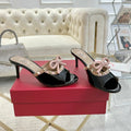 VT 25 Rockstud Bow Mule Black Pink Patent Leather