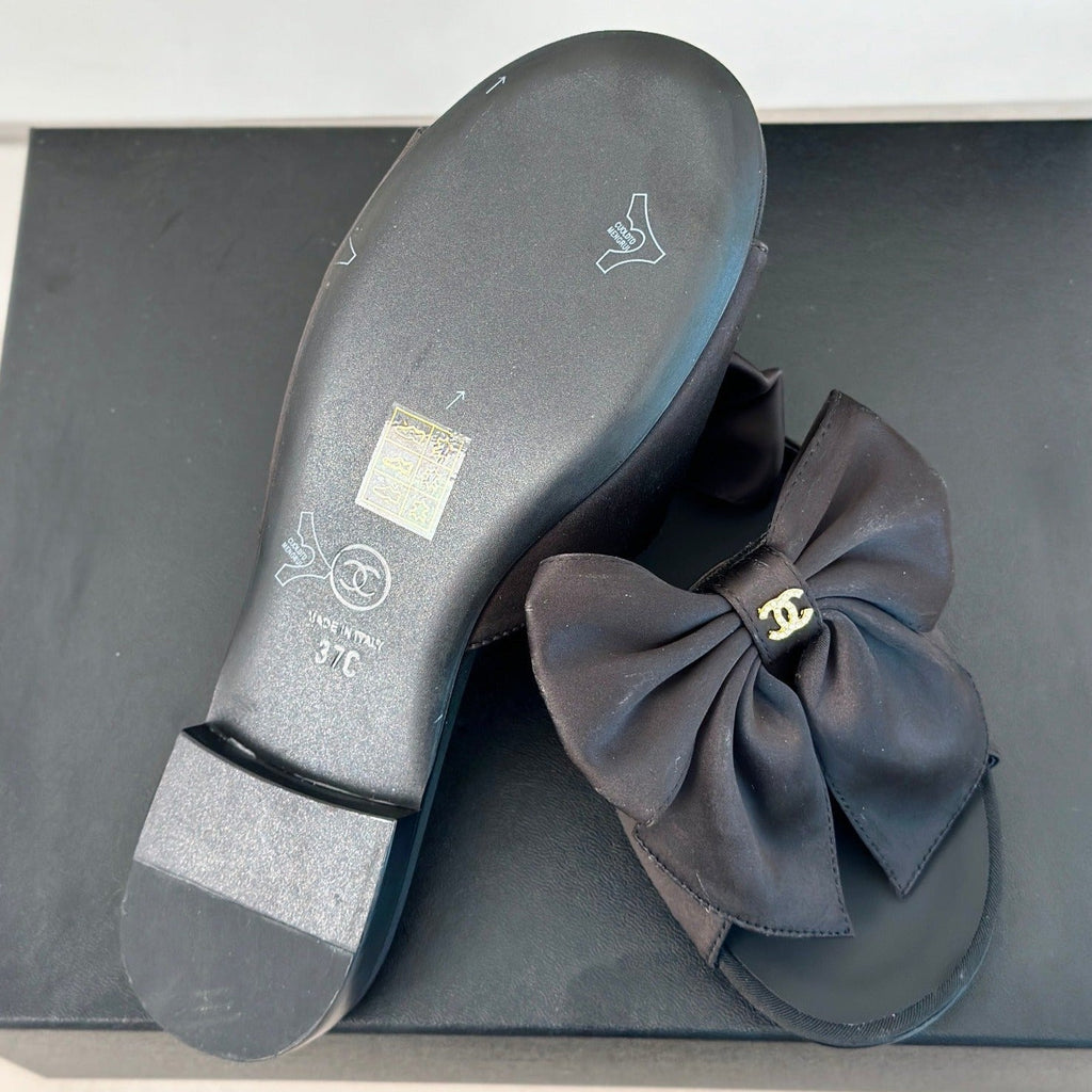 Double CC big bow flat sandals Sheepskin Black