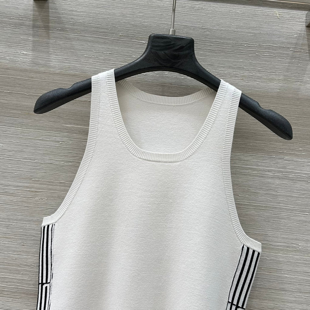 CD 25 Embroidery Knitted Vest Top White Polyester Cotton