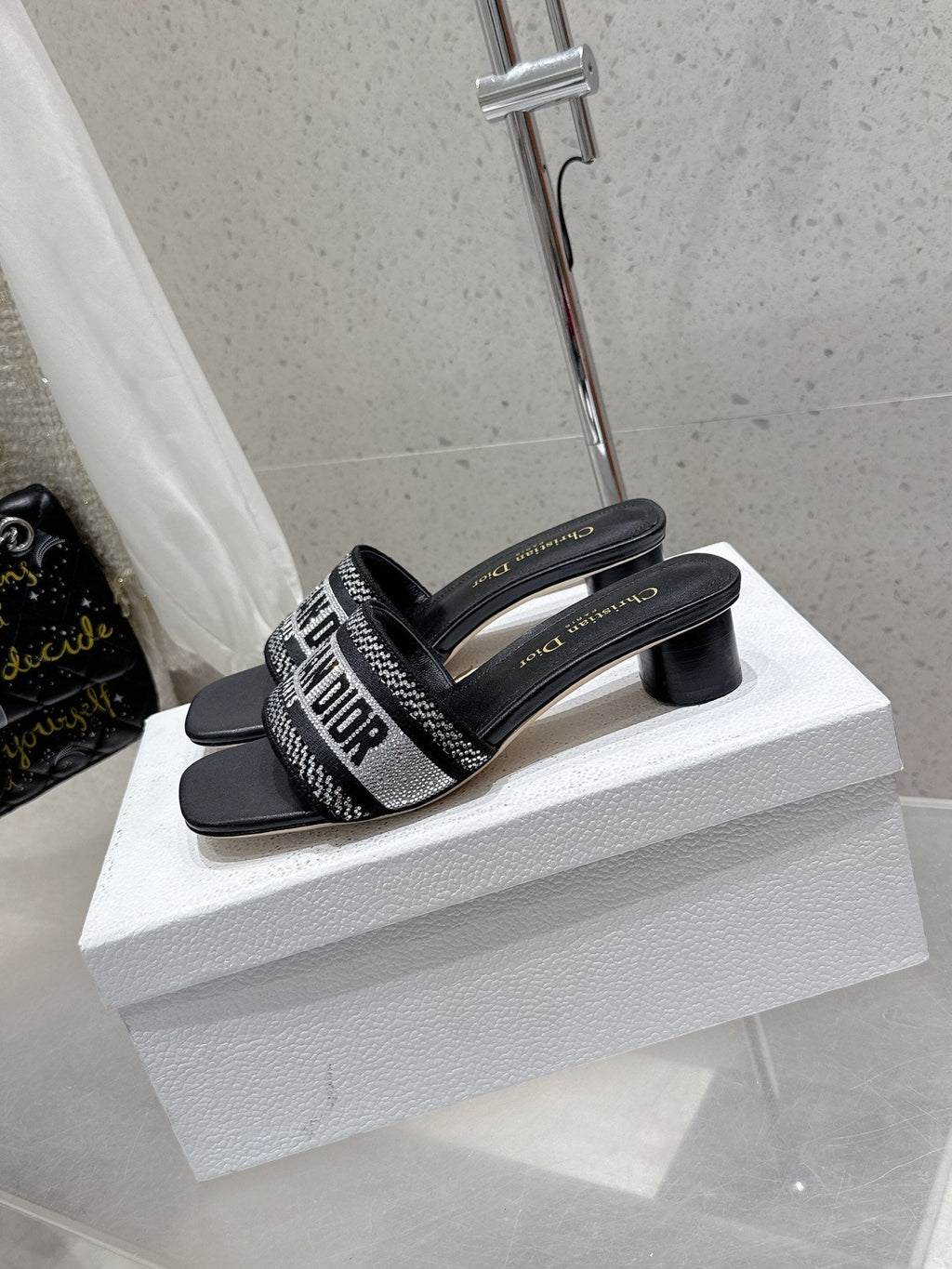 CD 26s Rhinestone Flat Slippers Black Canvas Leather 636390