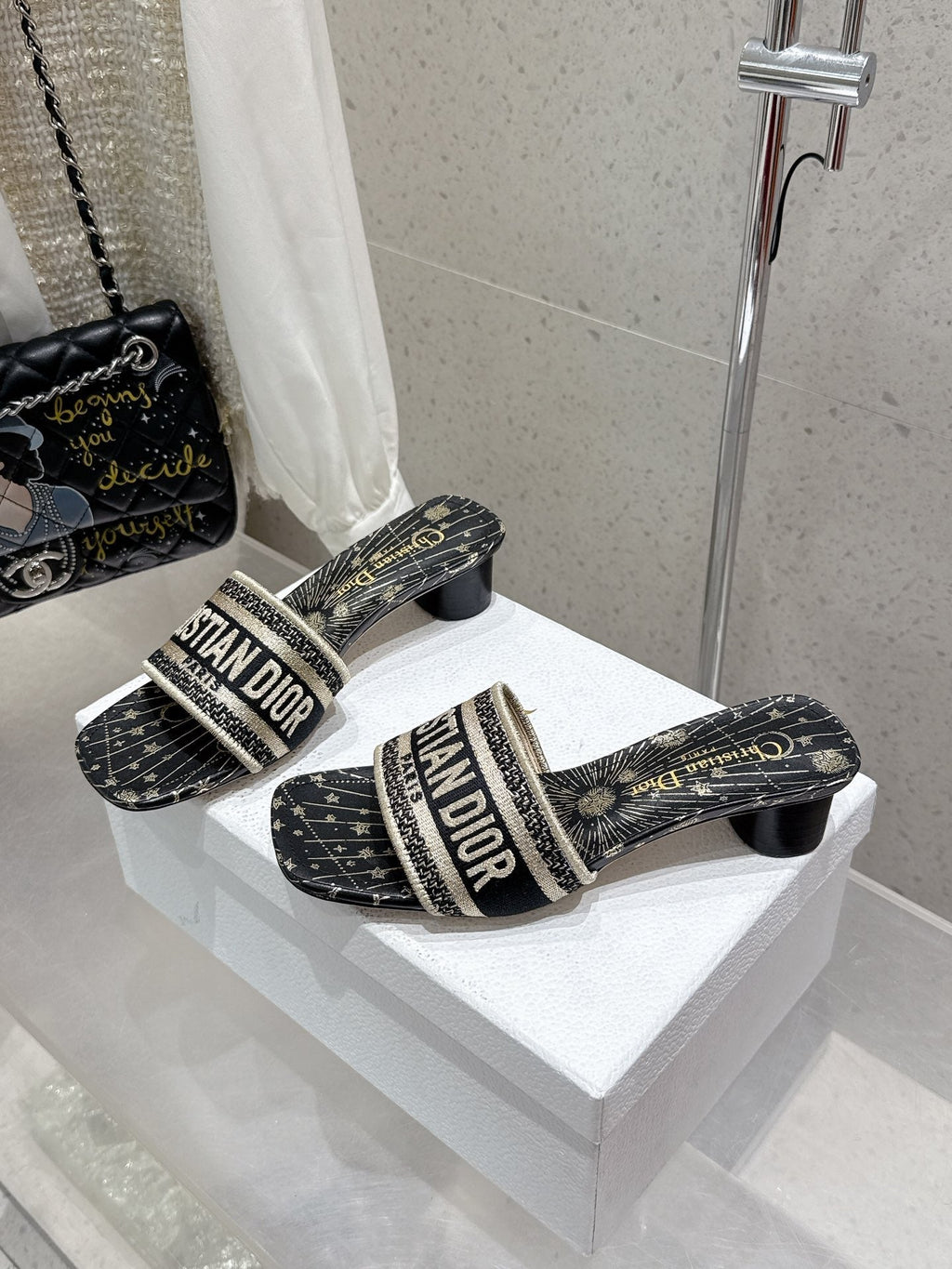 CD 26s Embroidered Flat Slippers Black Gold Canvas Leather 636395