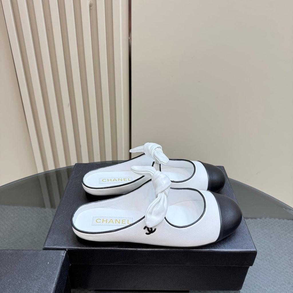 CC 25 Mule Flat White Sheepskin 239415