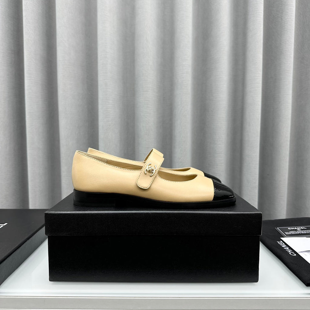 mary janes beige cafskin black patent calfskin