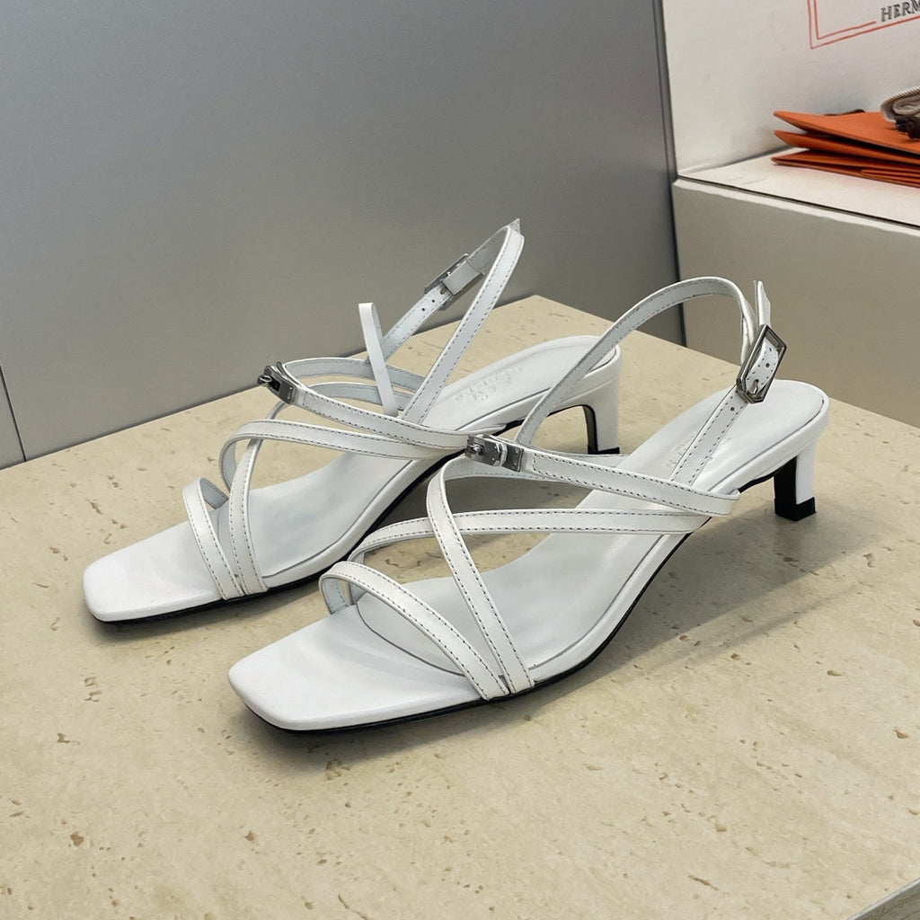 HM 26ss Kelly Sliver Buckle Sandals 40 White Calfskin 607167