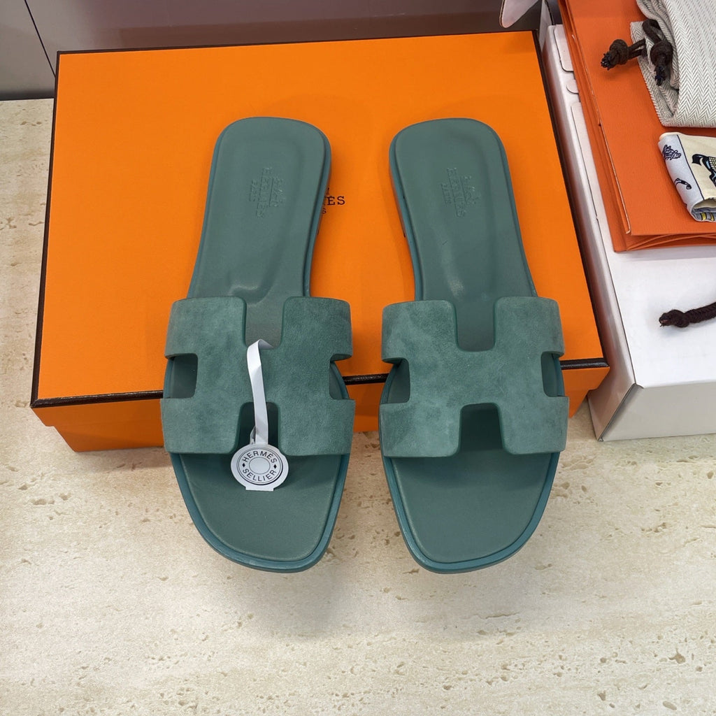 HM 26ss  Oran Sandals Moss Green Suede Cowhide 607203
