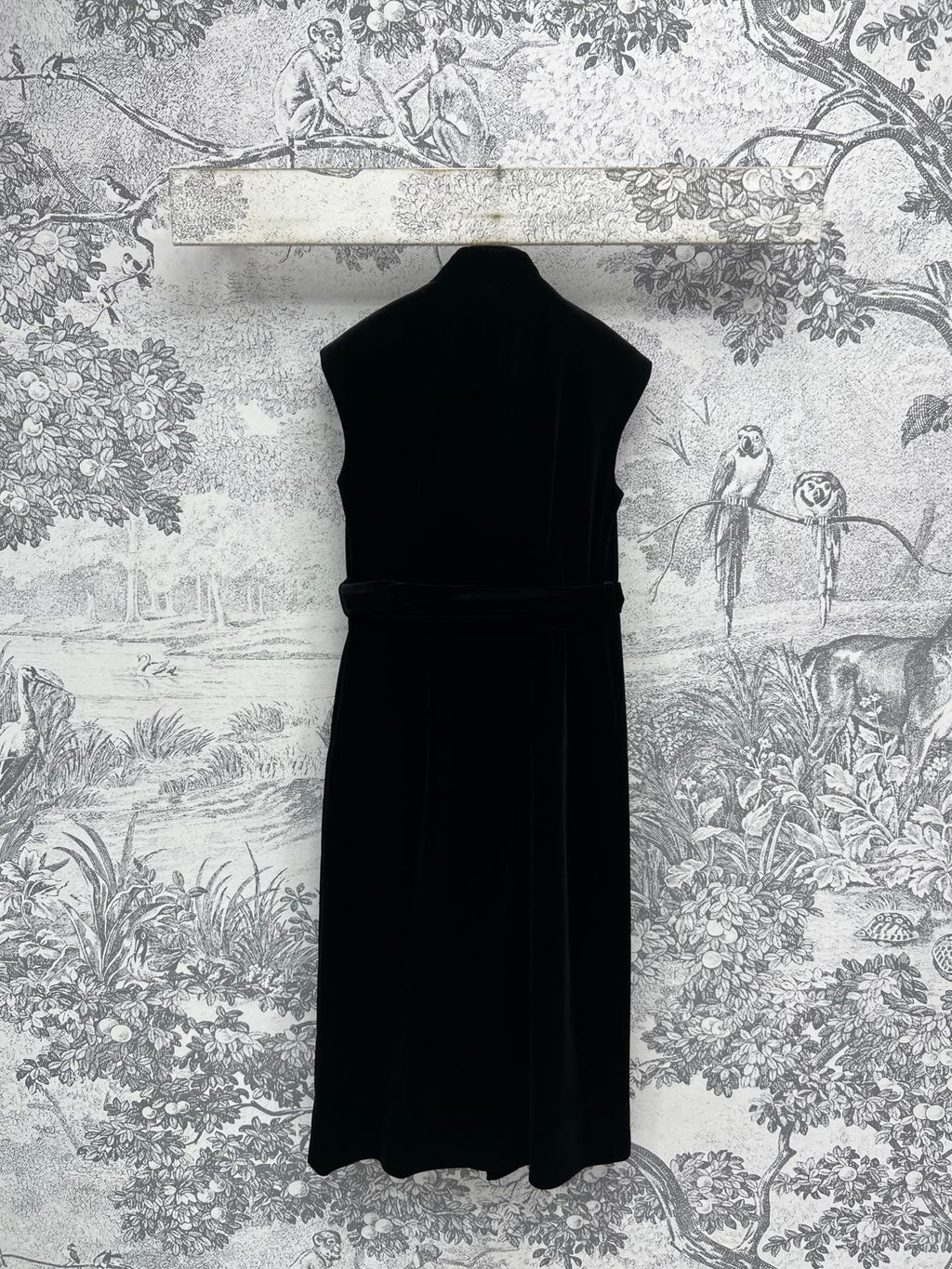 CD 25 Velvet Sleeveless Dress Black Polyester