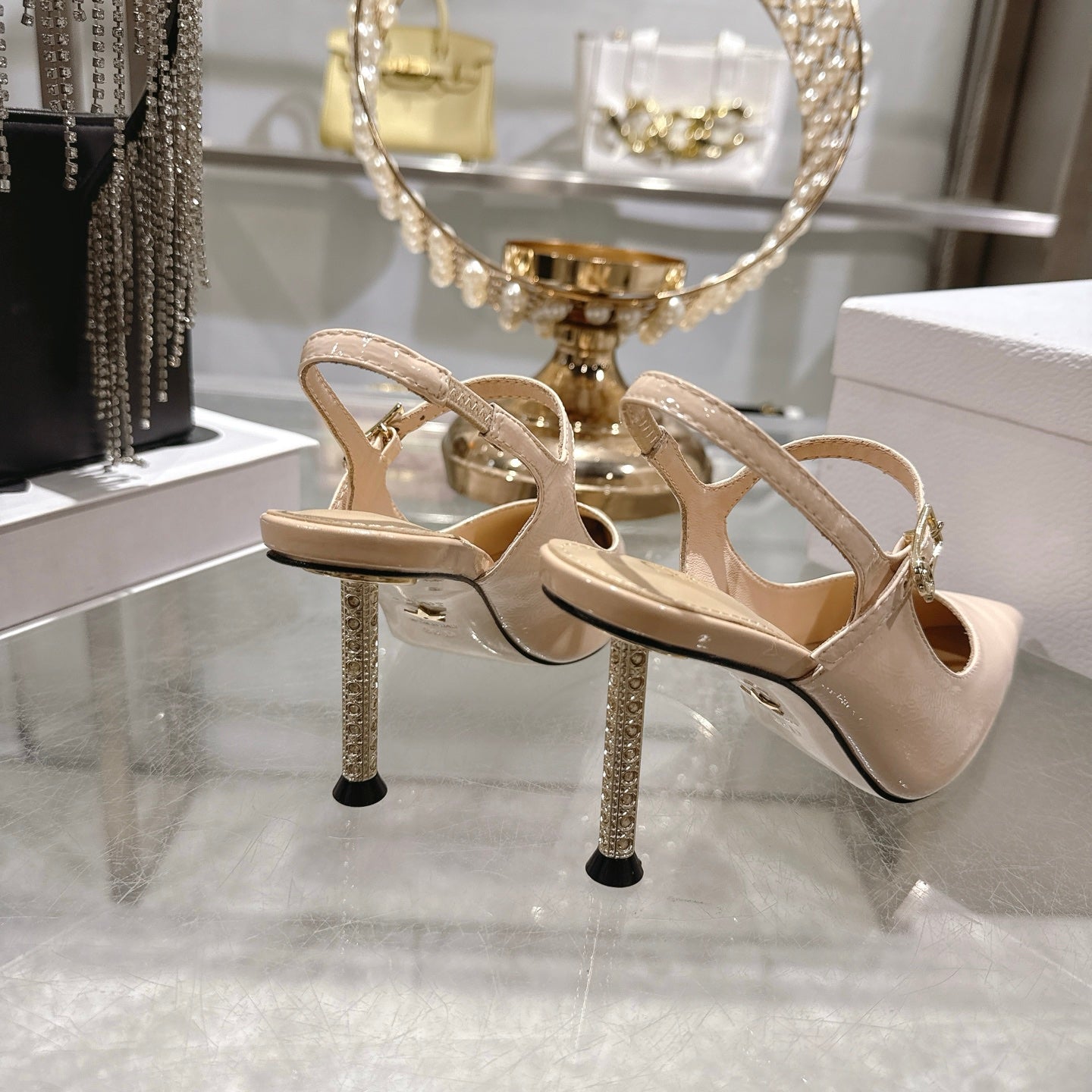 CD 26 Mary Jane High Heels 80 Beige Patent Leather 679857