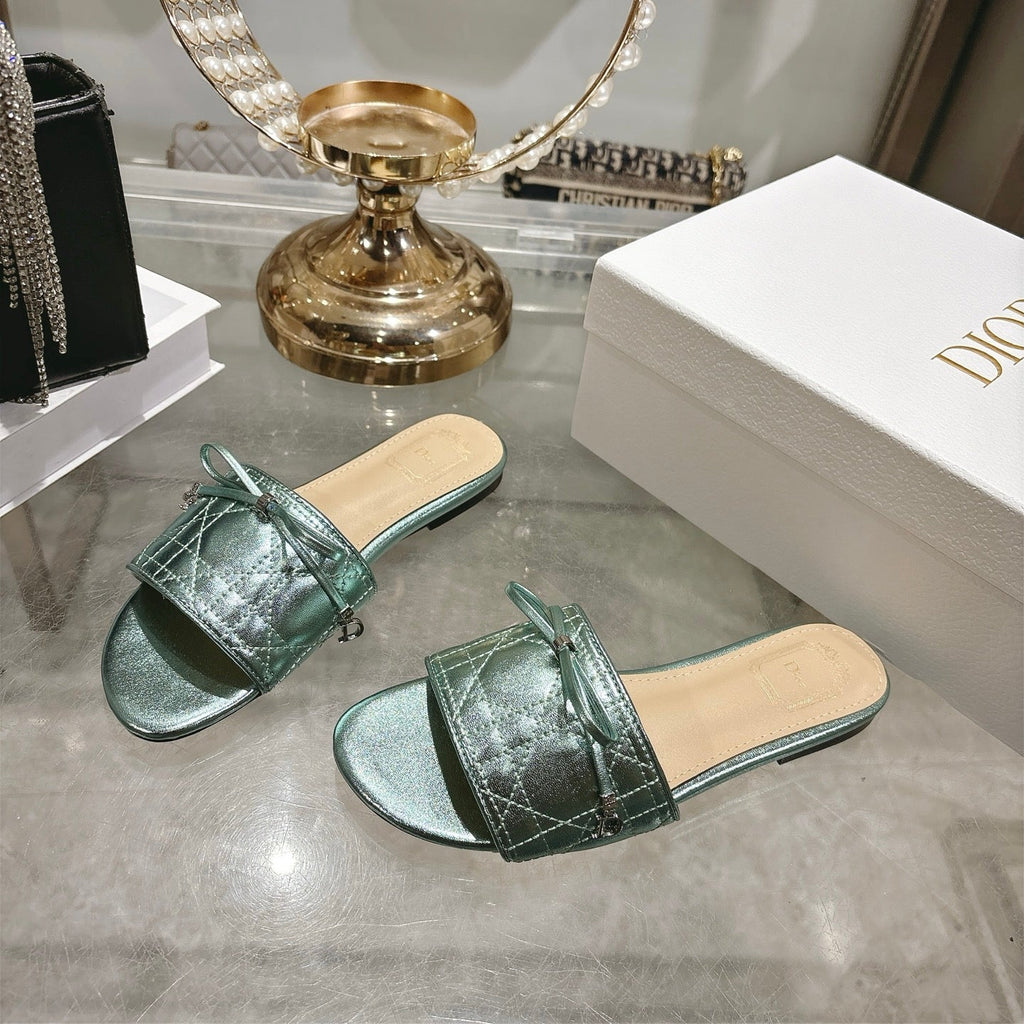 CD 26s Slippers Metallic Mint Calfskin 679867