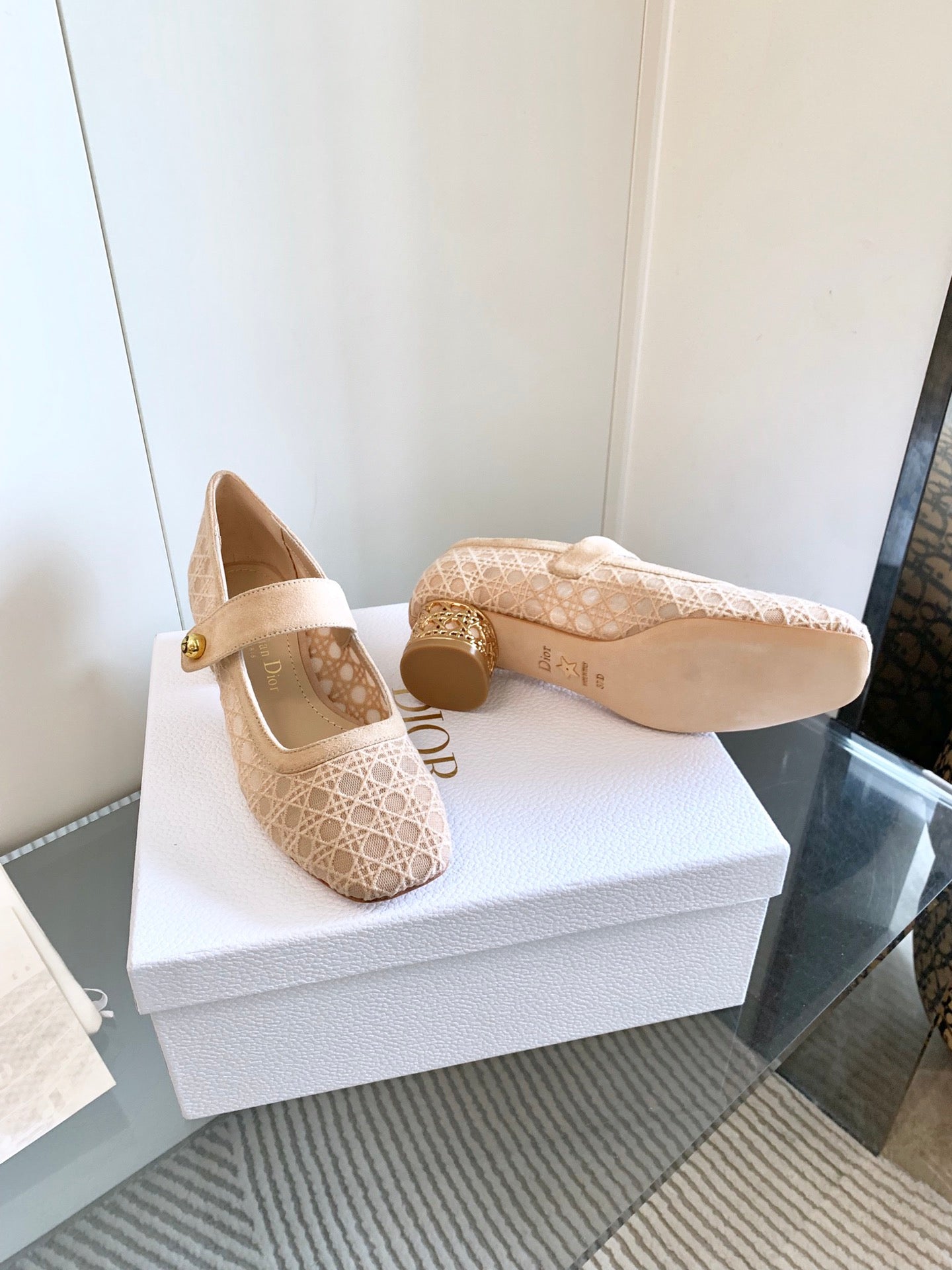 CD Icon Pump 35mm In Beige Suede  993227
