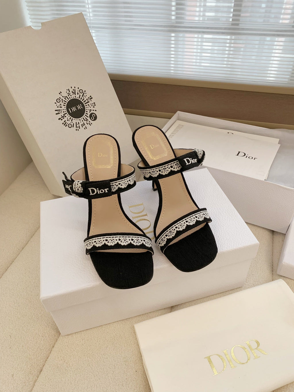 CD 26s High Heel Sandal 100 Black Canvas Sheepskin  664176