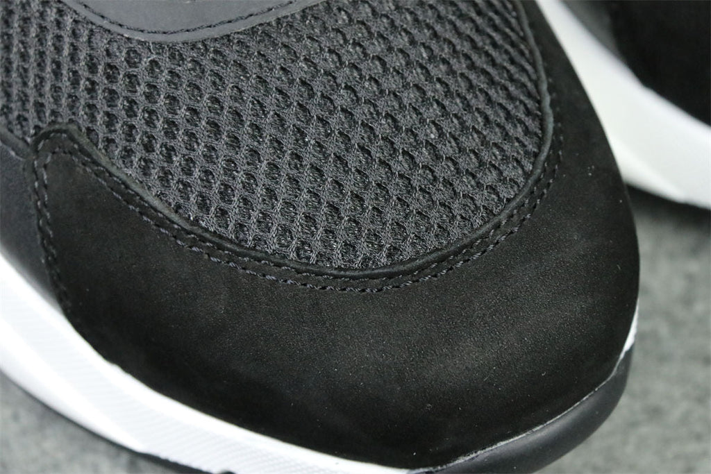 Dior B22 'Black White'