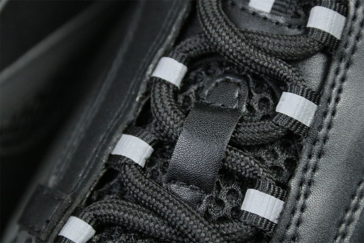 Dior B22 'Black White'
