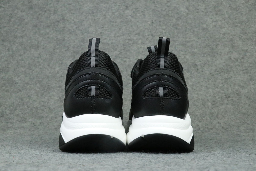 Dior B22 'Black White'